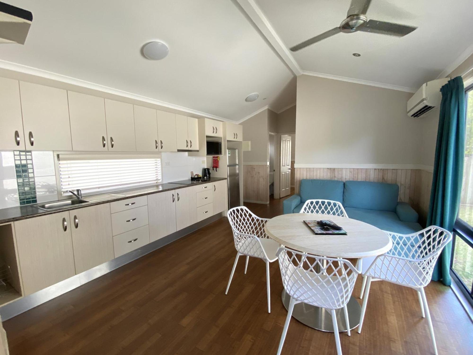 Big4 Mackay Blacks Beach Holiday Park エクステリア 写真
